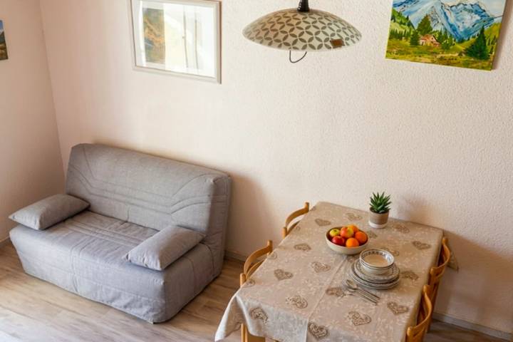 Gîte pour 6 personnes, avec balcon à Enchastrayes - 2