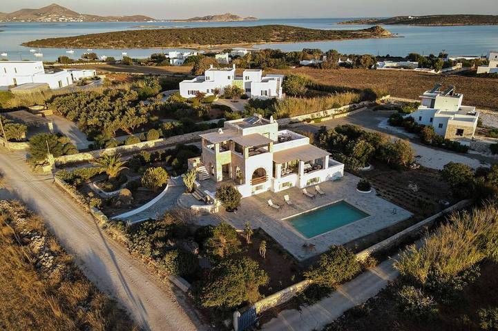 Villa für 11 Personen, mit Garten und Balkon - 1
