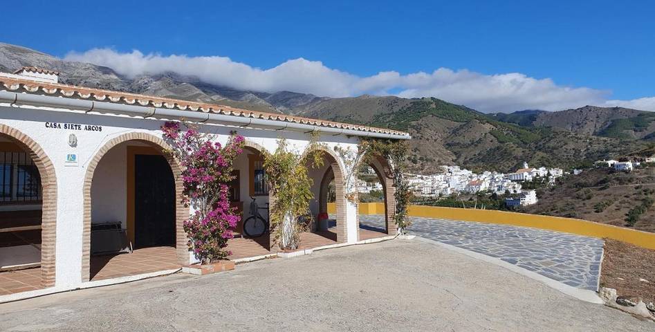 Casa rural para 5 personas, con piscina además de vistas y jardín en Sedella - 4
