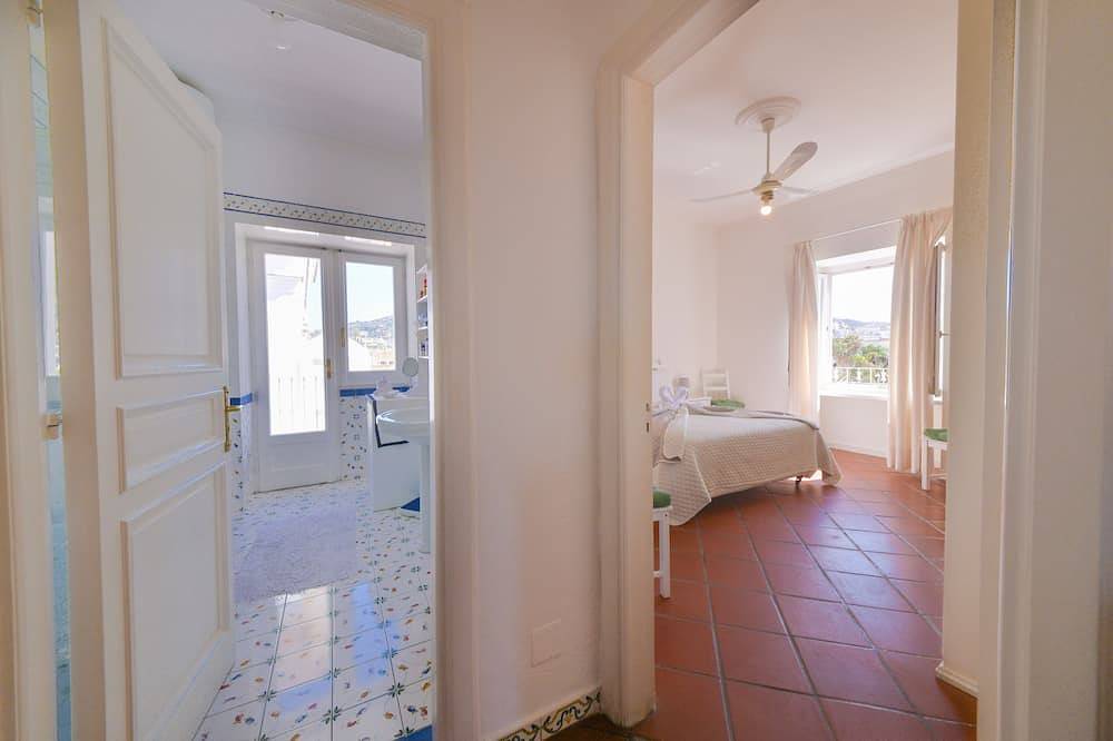 Entire apartment, Romano House, center of Forio, Ischia in Forio, Ischia