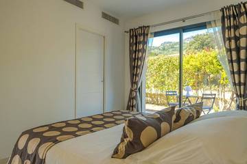 Location De Vacances pour 8 Personnes dans Porto-Vecchio, Arrondissement de Sartène, Photo 1