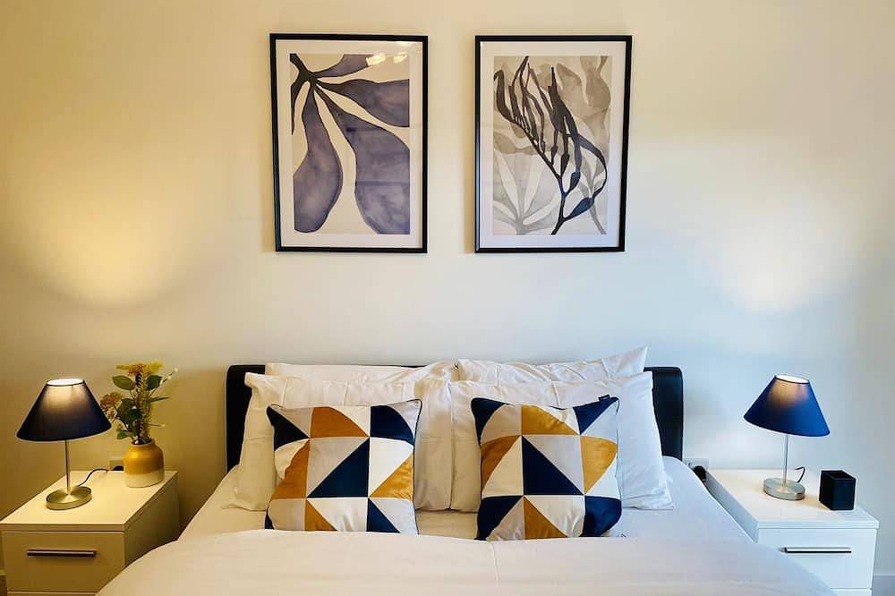 Entire apartment, Cloud9 Apartment at The Nankeville in Woking, Surrey