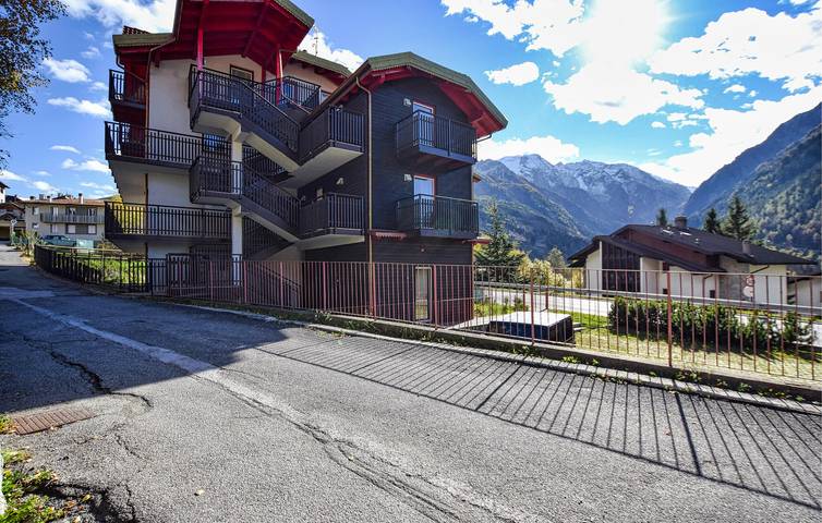 Gîte pour 4 personnes, avec jardin, animaux acceptés à Temù - 3