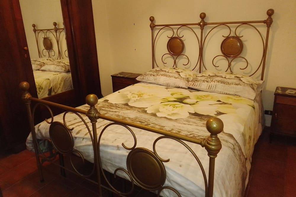Amazing 2-bedroom house with Wifi in Città della Pieve in Città della Pieve, Perugia Province