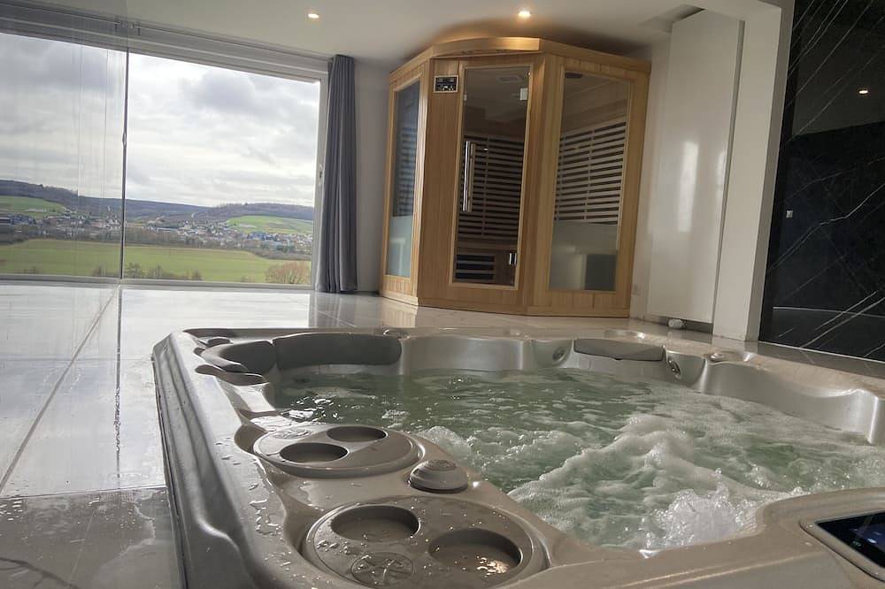 Gite premium avec espace spa et terrasse panoramique sur le vignoble champenois in Vincelles (Marne), Marne