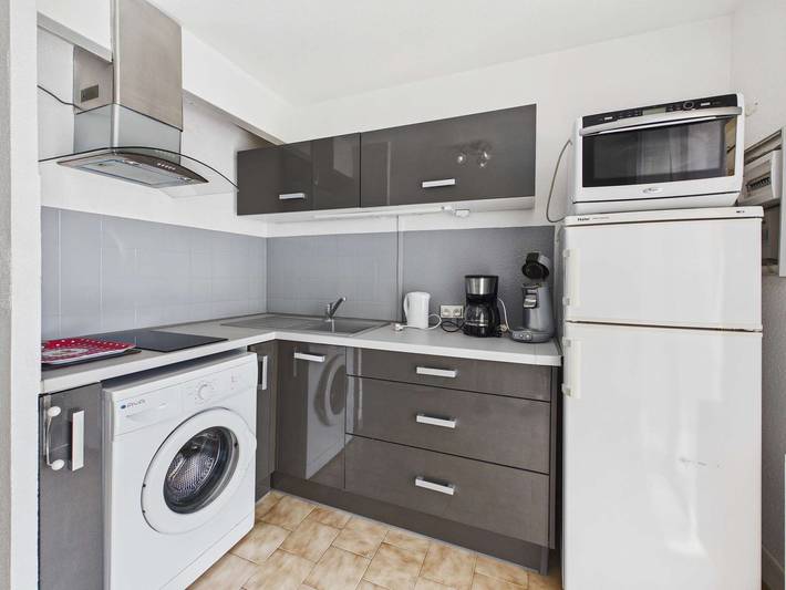 Ganze Wohnung, 2-Zimmer-Wohnung, Poolblick, privater Parkplatz, für 4 Personen in Marseillan, Mittelmeerküste (Frankreich)