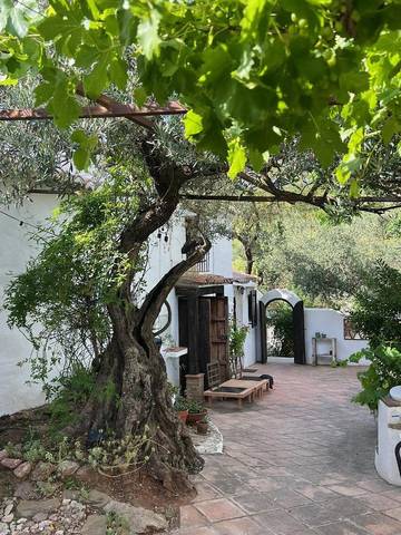 Casa rural para 8 personas, con piscina además de vistas y jardín en Colmenar