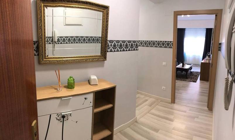 Gîte pour 4 personnes, avec balcon à Nájera