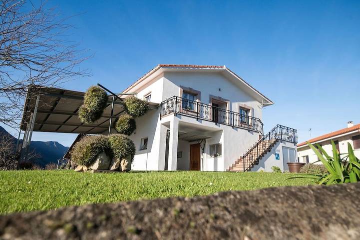 Vakantiehuis voor 7 personen, met tuin en balkon - 1