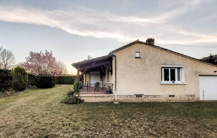 Location de vacances pour 4 personnes, avec jardin et terrasse à Saint-Vincent-de-Cosse - 2