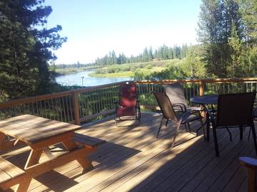 Log Cabin for 12 Guests in Oregon, USA, Picture 4