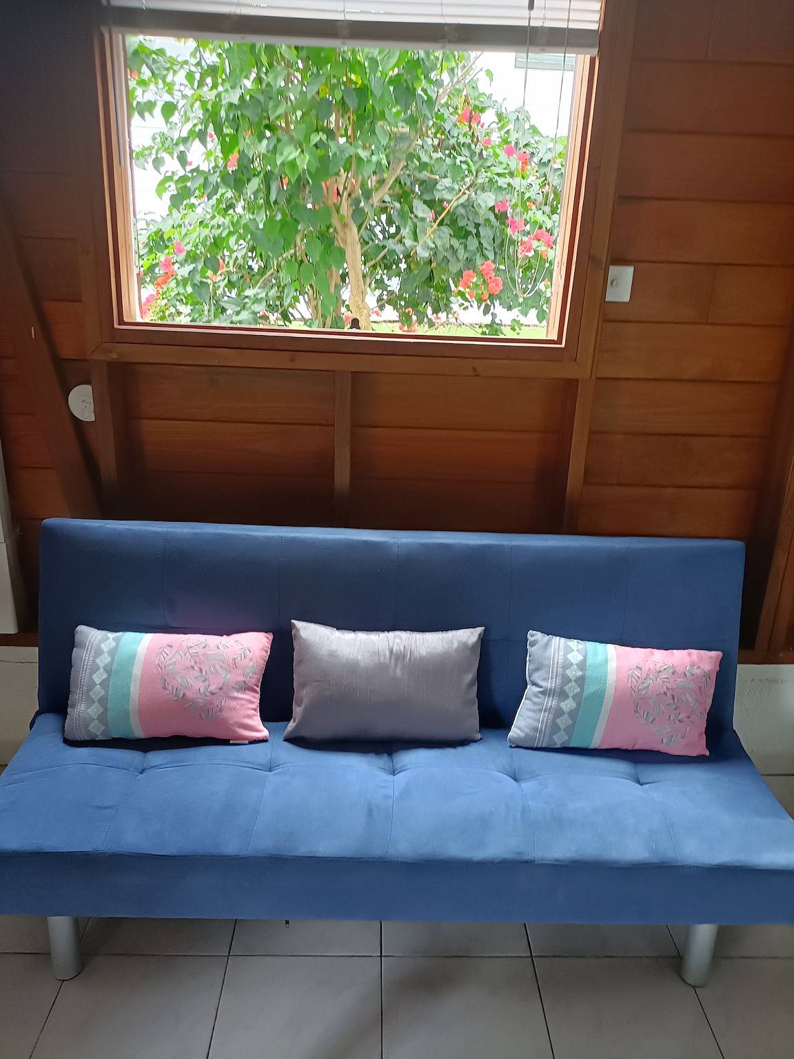 Bungalow encantador en Château Gaillard con piscina compartida in Le Moule, Guadalupe