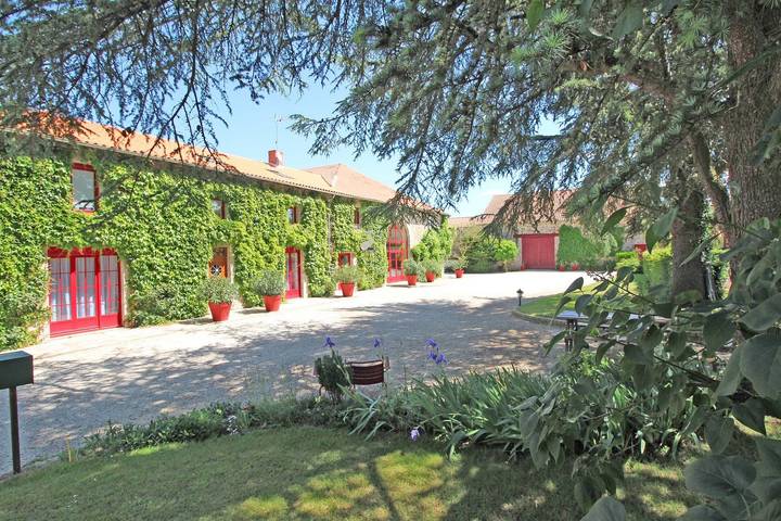 Chambre d’hôte pour 5 personnes, avec piscine et jardin dans Haute-Vienne - 3