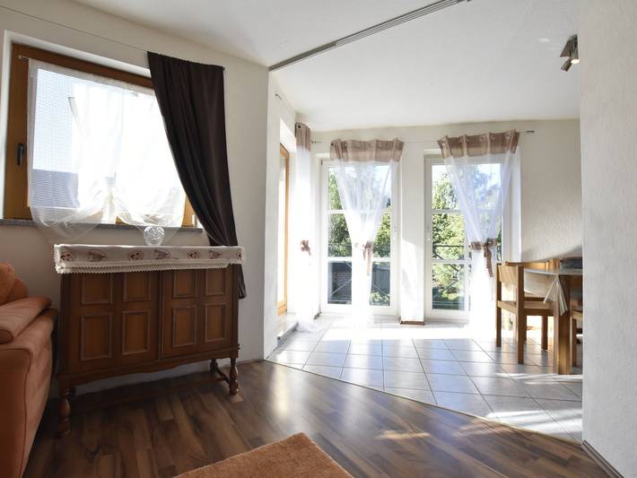Ganze Wohnung, See-Retreat in Kossau in Lebrade, Südliche Ostseeküste