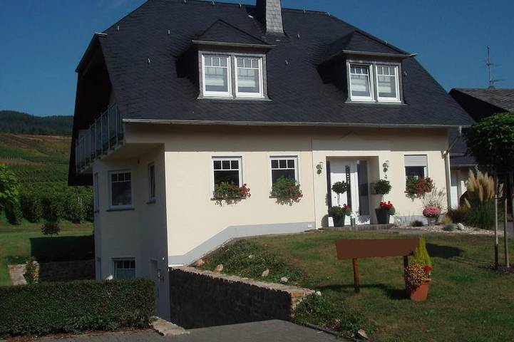 Ferienwohnung für 2 Personen, mit Terrasse und Pool