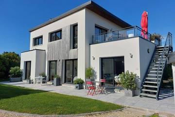 Gîte pour 8 personnes, avec jardin dans Le Diben