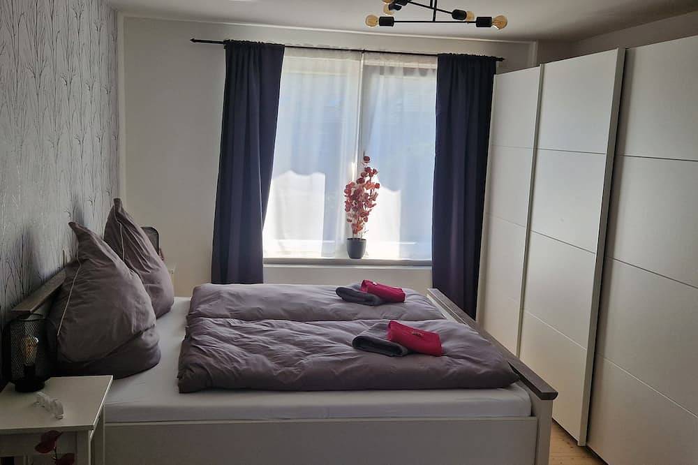 Appartamento intero, Ruhrpottglück: cozy ambience with fireplace in Mülheim an der Ruhr, Ruhrgebiet