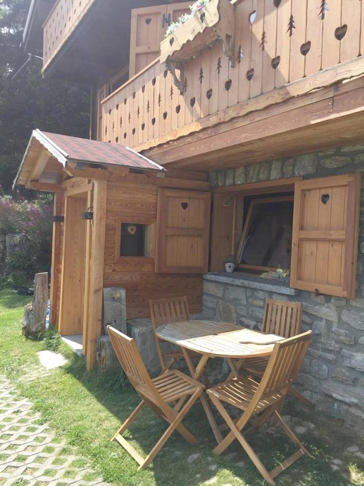Gîte pour 5 personnes, avec terrasse ainsi que jardin et vue, animaux acceptés à Bettmeralp - 4