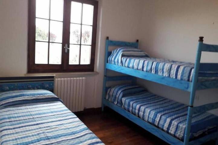 Panoramic cottage, surrounded by olive trees, overlooking the Adriatic Sea, in Civitella del Tronto, Teramo Provinz