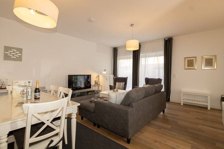 Ganze Wohnung, Komplett neu renovierte und sehr großzügige Wohnung für 4 Personen in Hörnum, Sylt