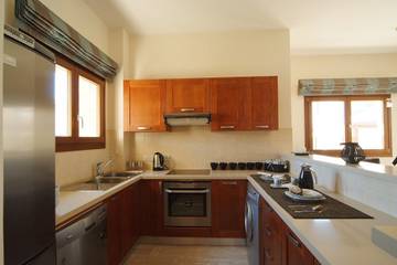 Holiday Rental for 6 People in Aphrodite Hills, South Cyprus, Photo 4