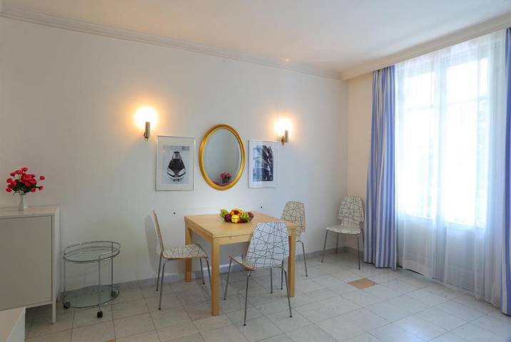 Ferienwohnung für 3 Personen, mit Balkon und Terrasse sowie Garten und Pool in Luganer See (Lombardei) - 4
