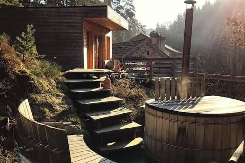 Chalet Gaia – Nuit magique face à la forêt in Lapte, Haute-Loire