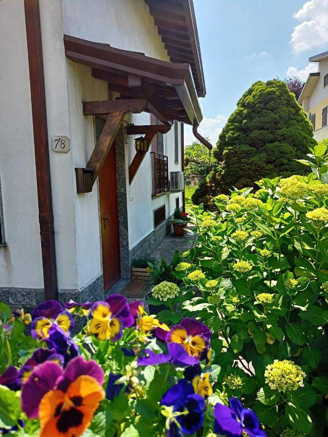 Ferienhaus für 8 Personen, mit Ausblick und Garten in Como
