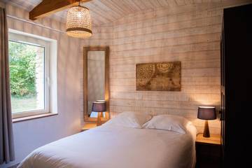 Gîte pour 4 personnes, avec vue et jardin à Sainte-Gemme-la-Plaine