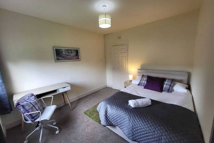 Holiday home for 8 people in Glasgow