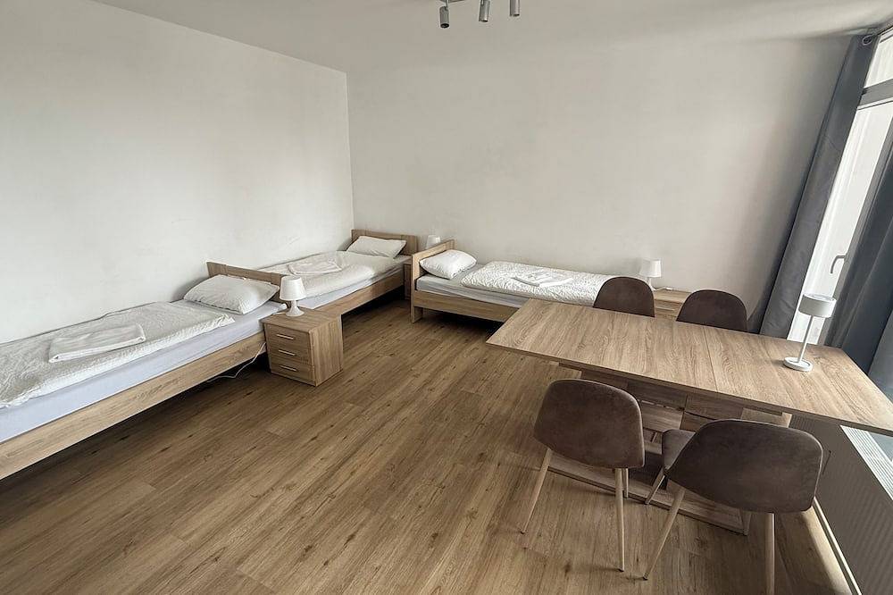 Ganze Wohnung, Apartment in Hannover-Airport! contactless check-in 4P in Langenhagen, Hannover und Umgebung
