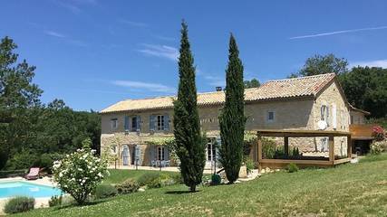 Chambre d’hôte pour 2 personnes, avec jardin ainsi que jacuzzi et piscine dans le Tarn