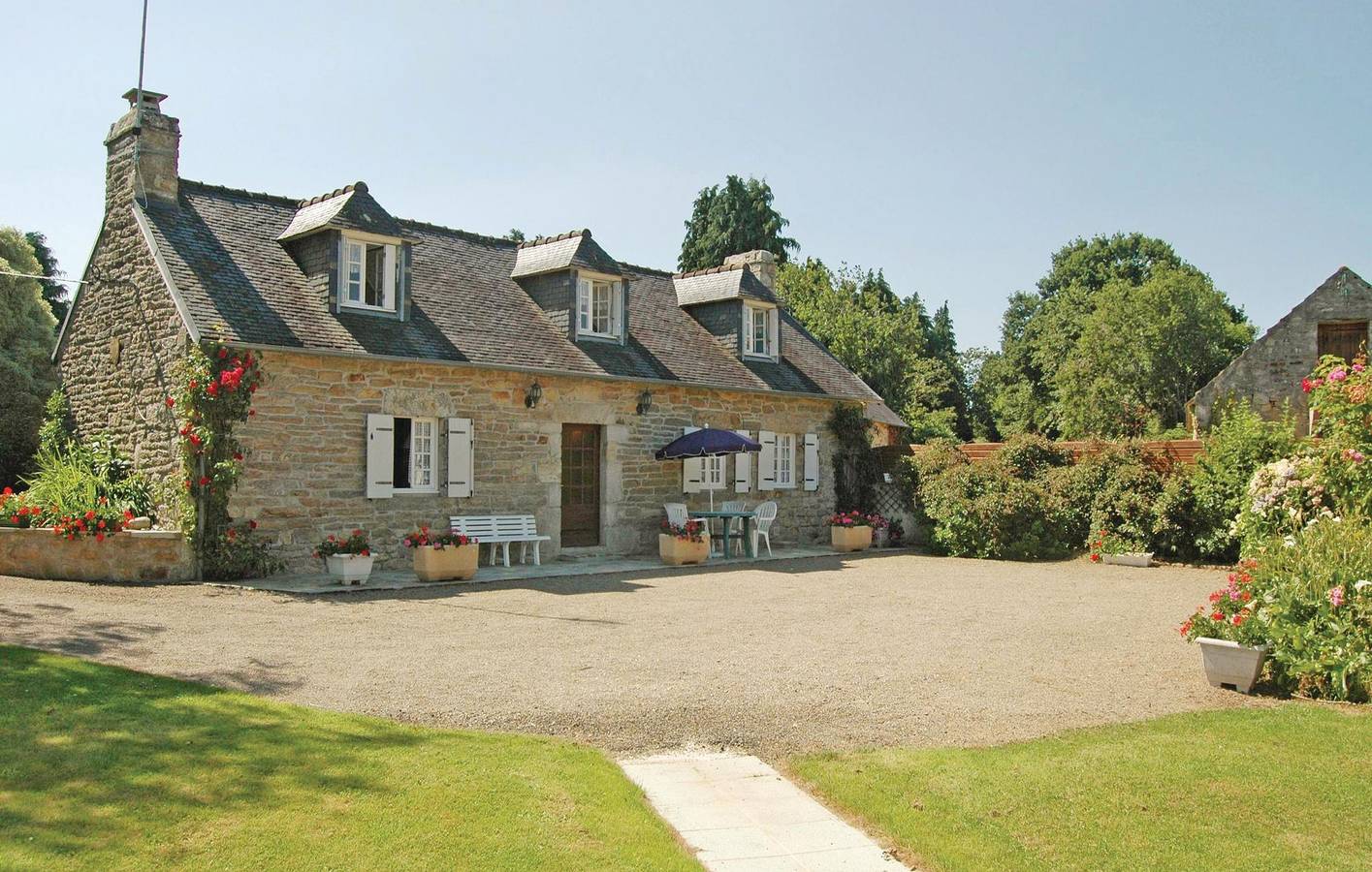Retraite confortable avec TV, jardin et parking - 2km de la côte in Gouesnach, Région de Quimper