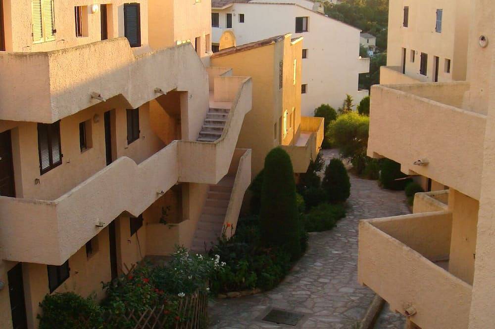 Appartement entier, Porticcio: appartement avec terrasse, vue sur mer, piscine et plage à 800m in Porticcio, Grosseto-Prugna