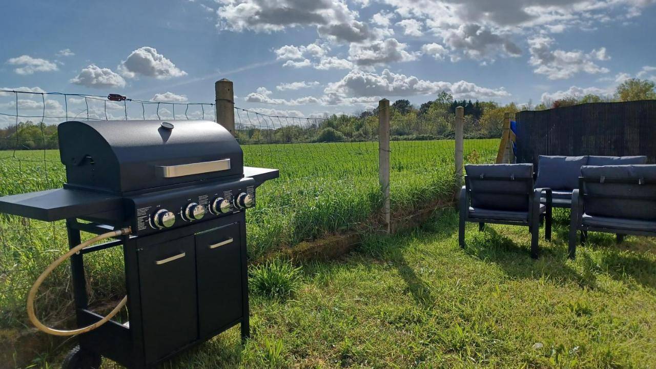 Maison climatisée " Pac-Man" entre collègues, amis, famille - barbecue - Netflix - Prime - Baby foot 50cts - jusqu'à 9 personnes - in Saint-Seurin-sur-l'Isle, Région de Libourne