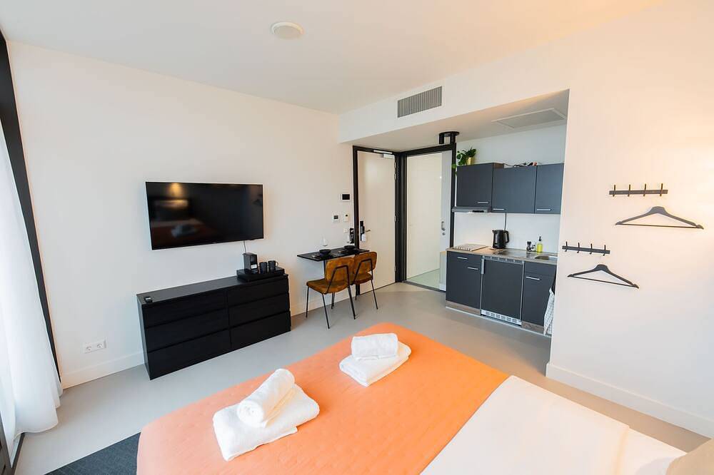 Ganze Wohnung, Rustic Retreat 1Hc Studio Bhd in Rotterdam, Südholland