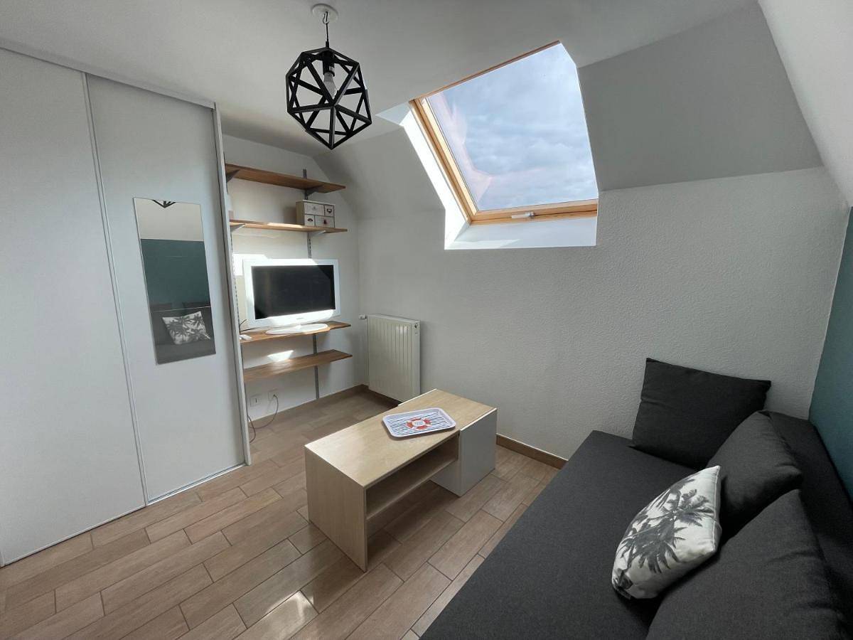 Appartement entier, One-Bedroom Apartment in Plescop, Parc naturel régional du Golfe du Morbihan