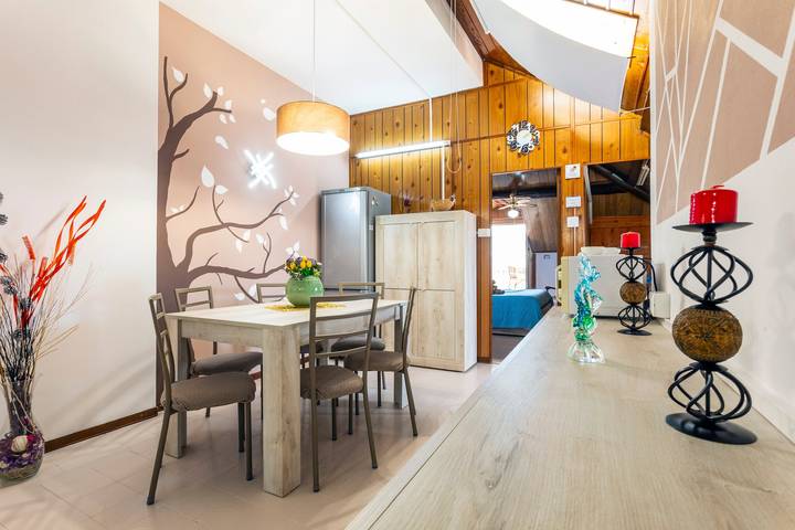 Hel lejlighed, Apartment 'Reale' with Private Terrace, Wi-Fi and Air Conditioning in Gravina di Catania, Catania Provinsen