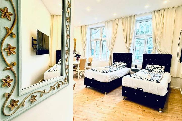 Ganze Wohnung, Spacious Room 11-Min Stroll to Atzgersdorf Park in Liesing, Wien