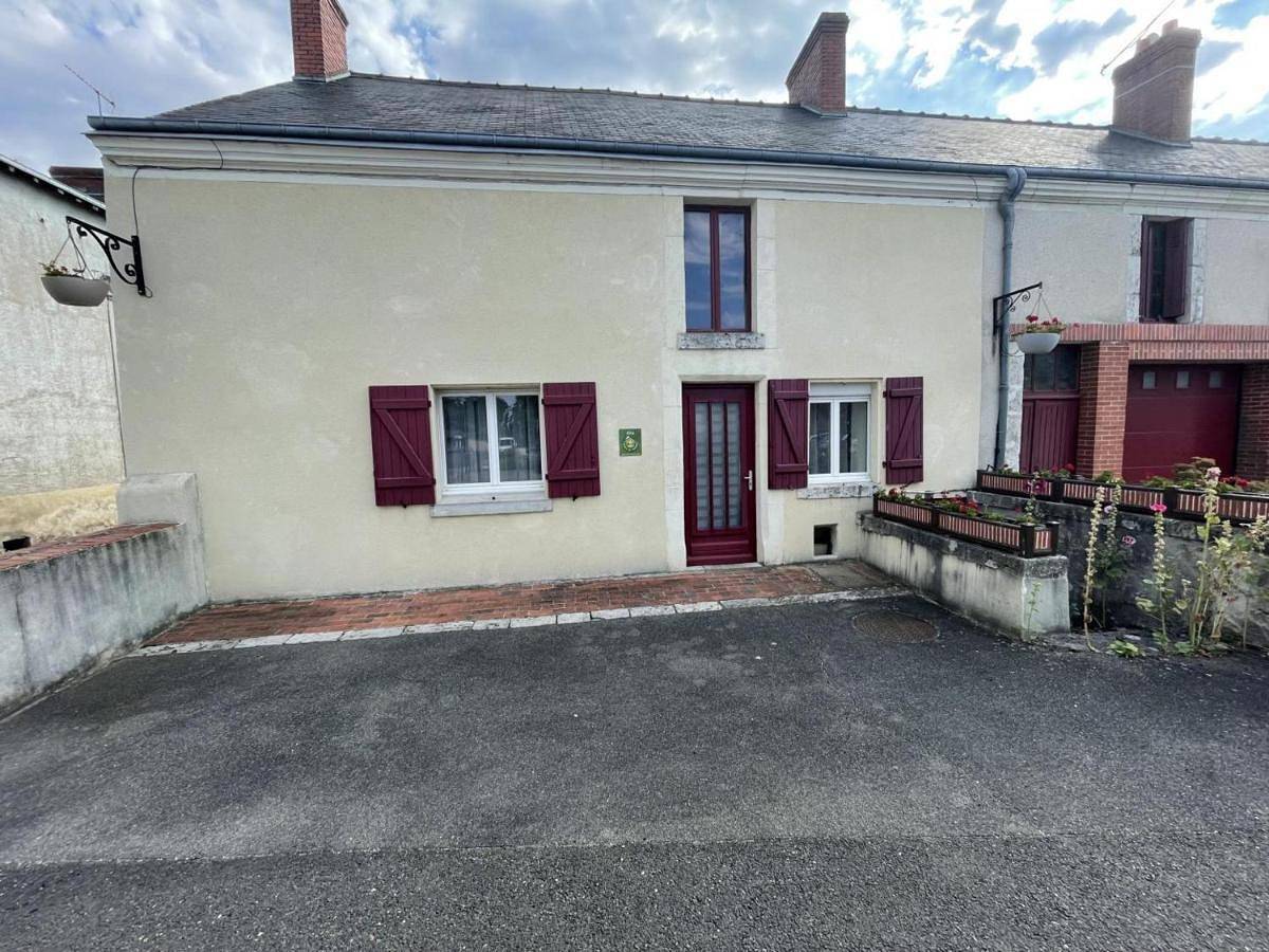 Holiday Home (6 Adults) in Vineuil, Région de Blois