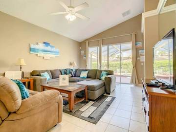 Vacation House for 10 Guests in Four Corners, Central Florida, Picture 4