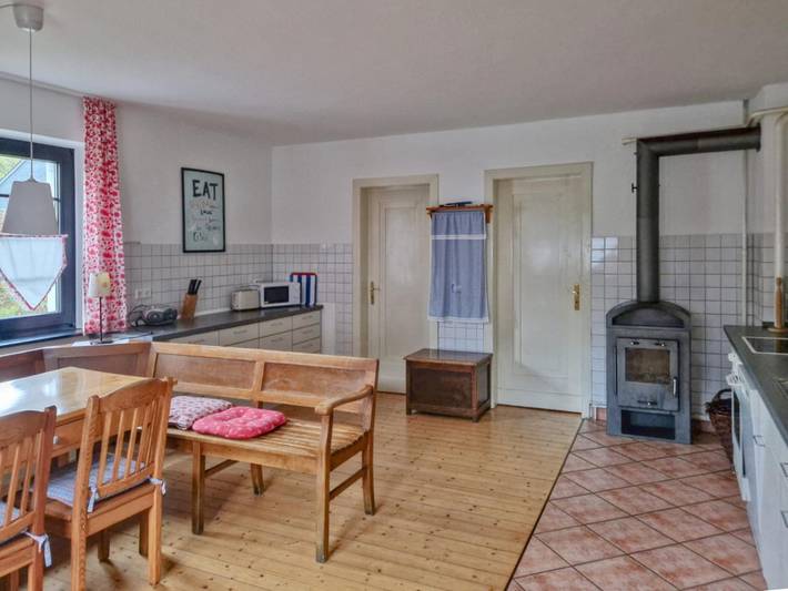 Ferienhaus für 8 Personen, mit Terrasse und Garten in Schmallenberg - 4