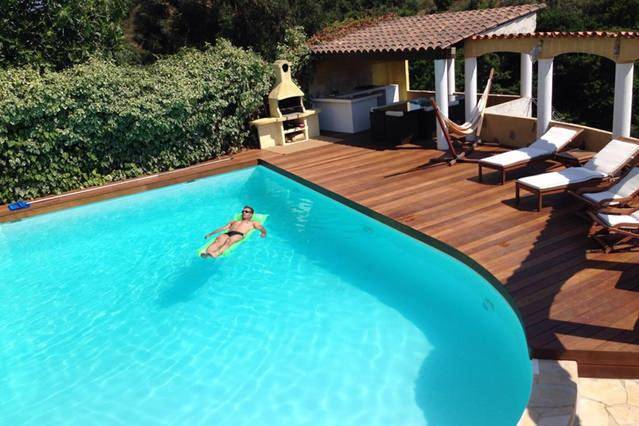 Appartement entier, Apartment in Sarrola-Carcopino, Région d'Ajaccio