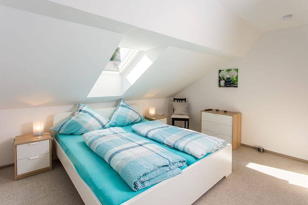 Ganze Wohnung, Ferienwohnung Saarschleife - ruhig gelegene, moderne Unterkunft mit 3 Sz in Mettlach, Saar-Nahe-Bergland