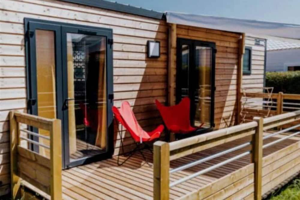 Zecamping piscine couverte pet friendly mobil-home Tv 30m2 4 pers in Landrellec, Pleumeur-Bodou