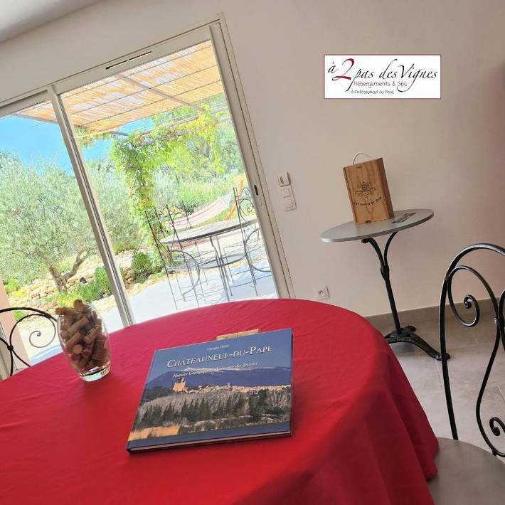 Location de vacances pour 4 personnes, avec sauna ainsi que jacuzzi et jardin à Châteauneuf-du-Pape - 4