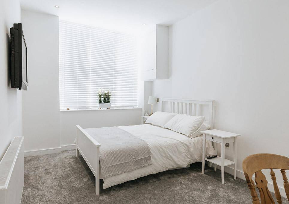 Entire apartment, St Marys Apartment // 1 Bedroom Modern Accommodation In The Market Town Penistone, Peak District, Uk in Penistone TC, South Yorkshire