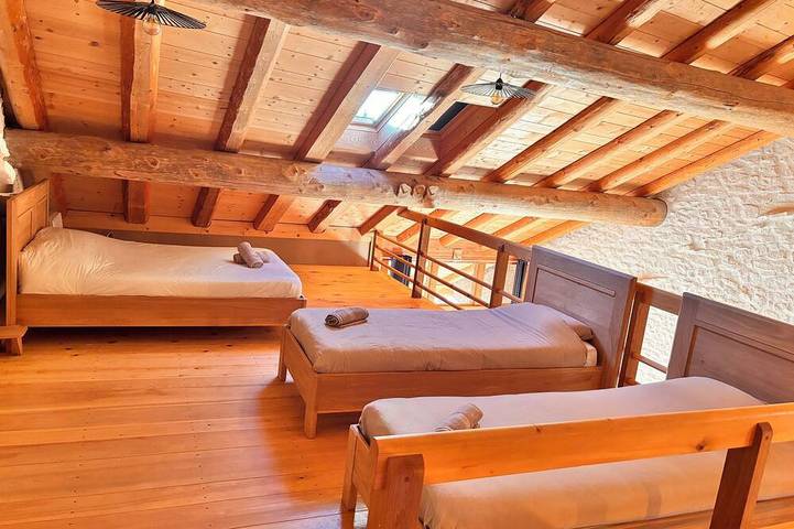 Location de vacances pour 10 personnes, avec balcon et jardin ainsi que sauna et jacuzzi à Charchilla - 2