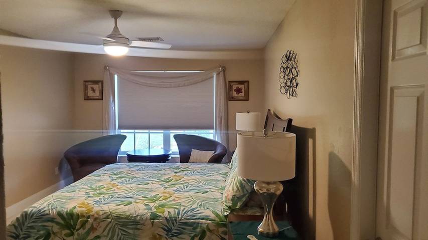 Ferienhaus für 10 Personen, mit Whirlpool und Garten in Cape Coral