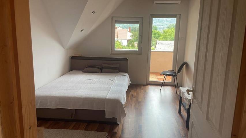 Gîte pour 2 personnes, avec jardin et terrasse à Szigliget - 4